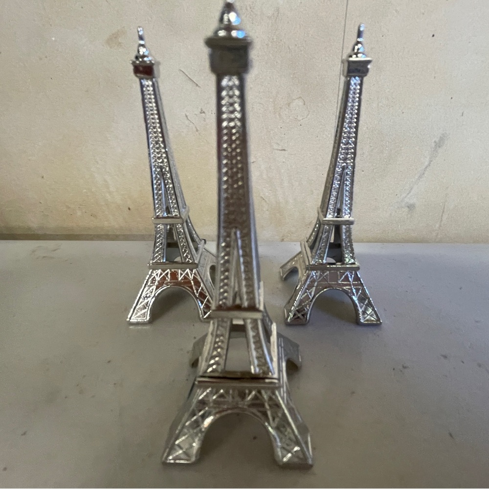 Decorations and Signs — Eiffel Tower Paris Themed Decor Bundle - Picture 12 of 14
